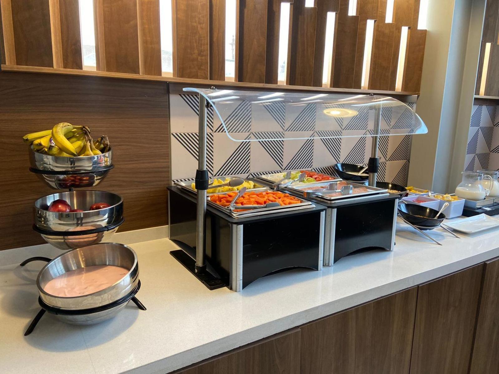 Holiday Inn Express Morelia Centro Historico Екстериор снимка