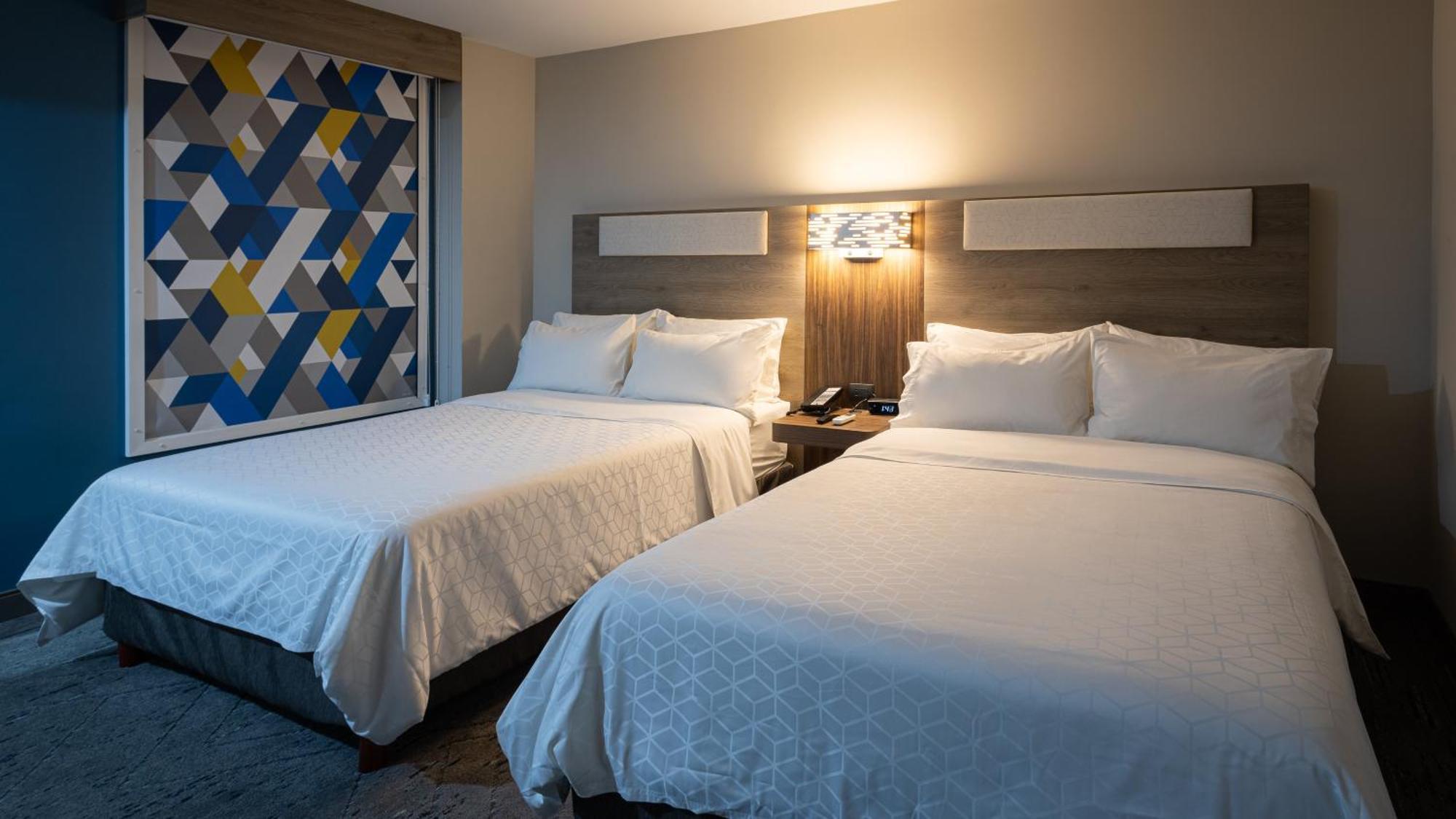 Holiday Inn Express Morelia Centro Historico Екстериор снимка