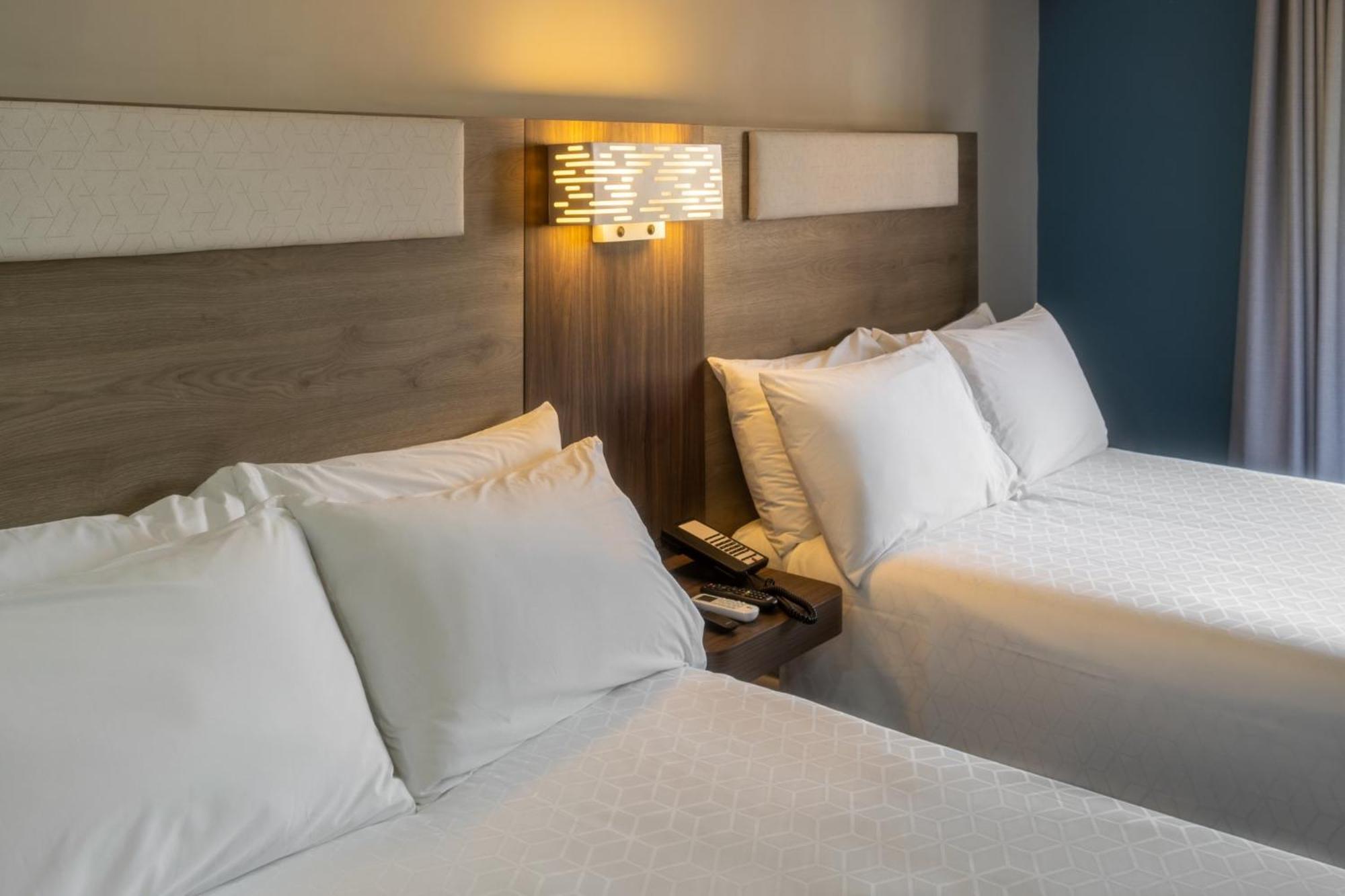 Holiday Inn Express Morelia Centro Historico Екстериор снимка