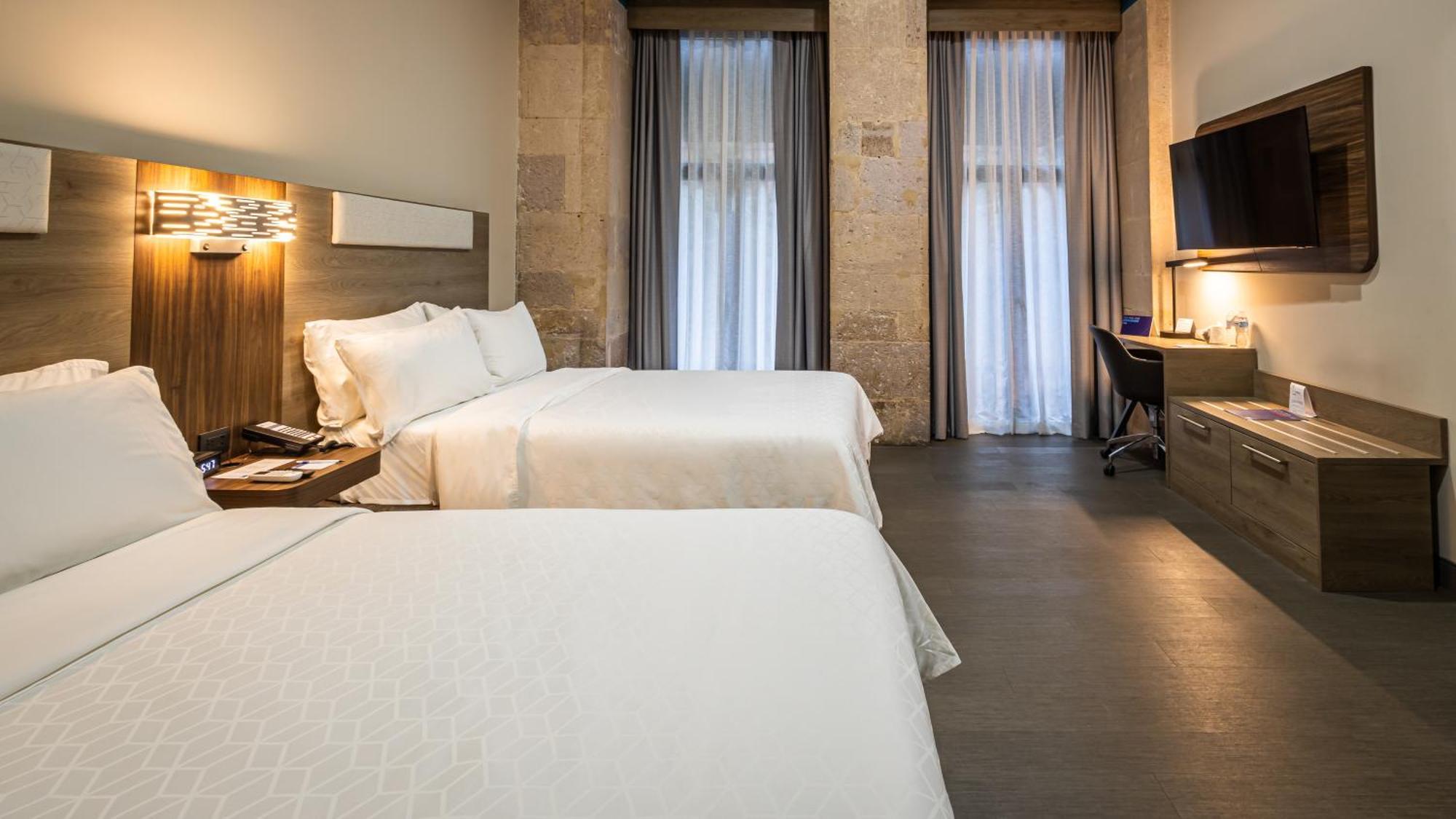 Holiday Inn Express Morelia Centro Historico Екстериор снимка