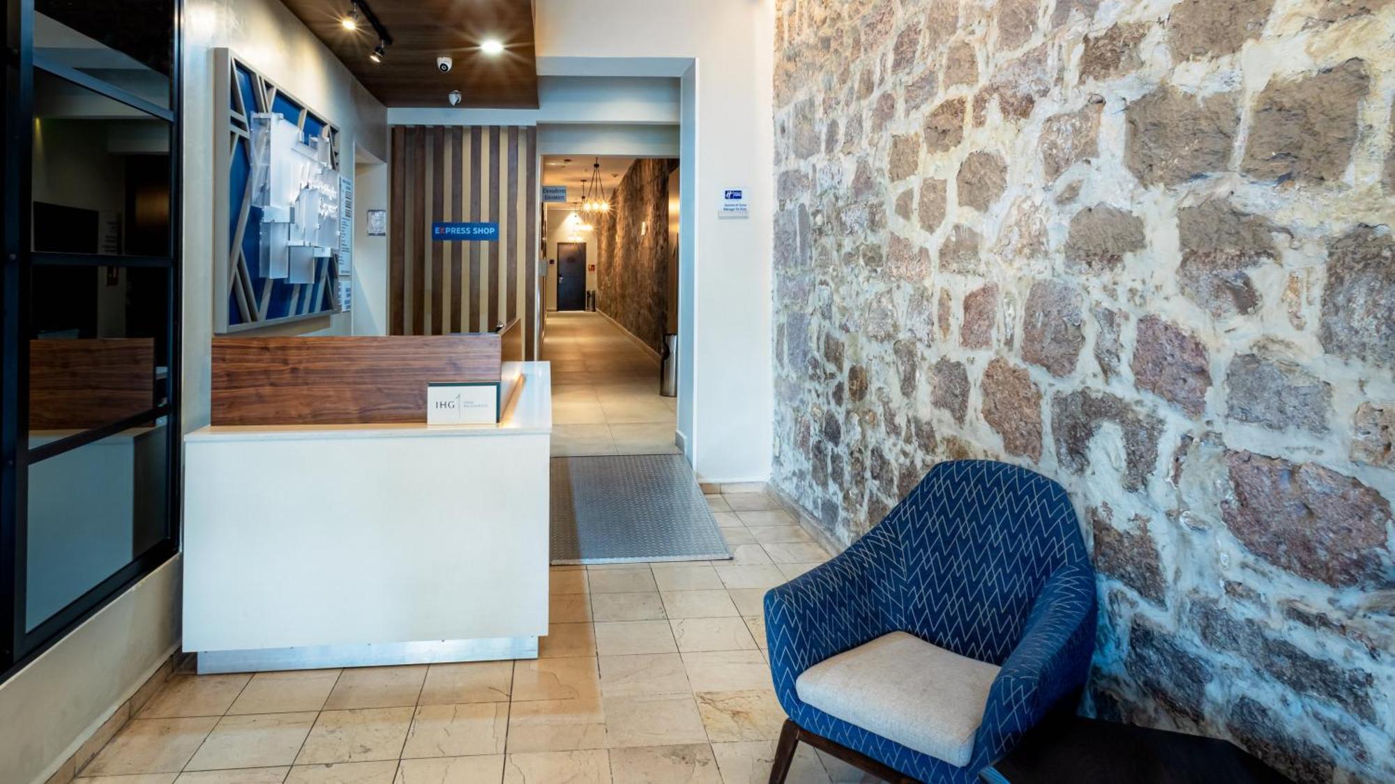Holiday Inn Express Morelia Centro Historico Екстериор снимка